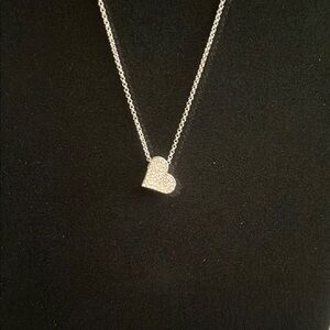 3/$25 🍀Lia Sophia NWOT Elegant Silver Heart Pendant Necklace